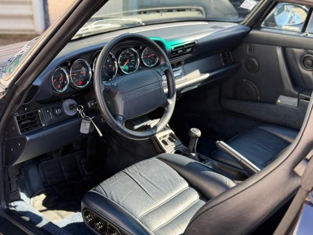 Porsche 911 image 5