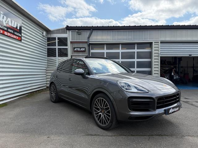 Porsche Cayenne image 2