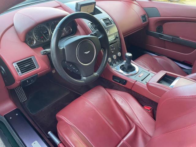 Aston Martin V8 Vantage image 3