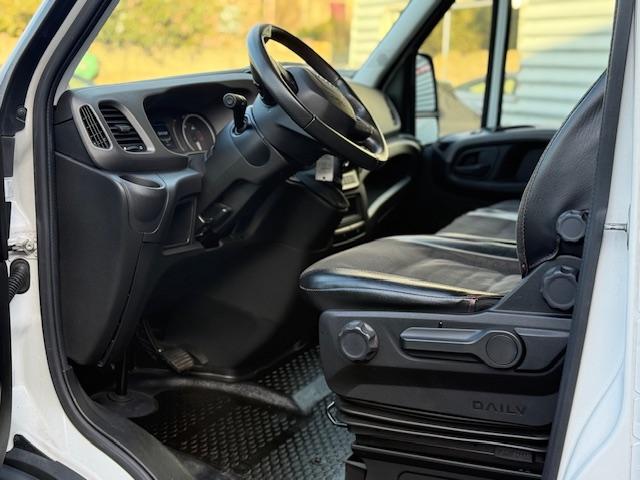 Iveco Daily image 1