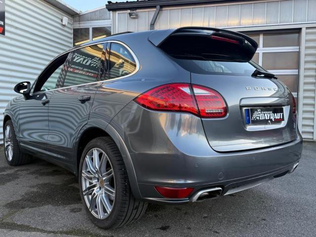 Porsche Cayenne image 6