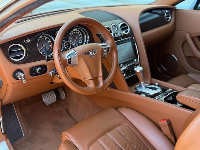 Bentley Continental Gt image 3
