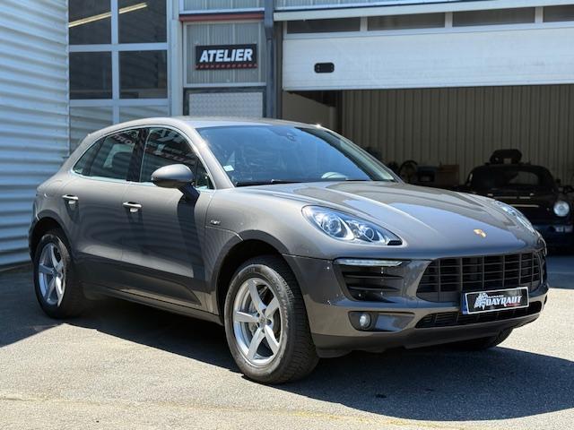 Porsche Macan image 2