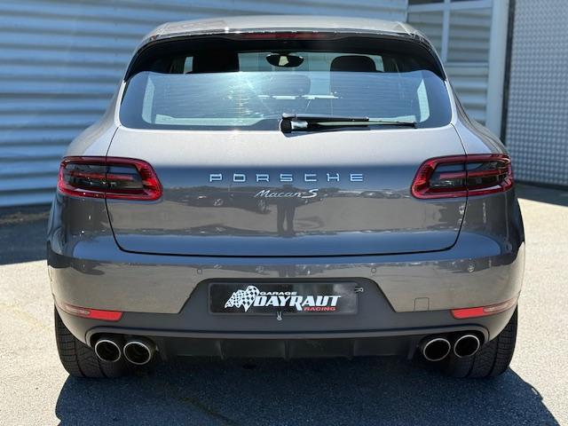 Porsche Macan image 1
