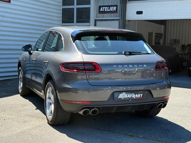 Porsche Macan image 9