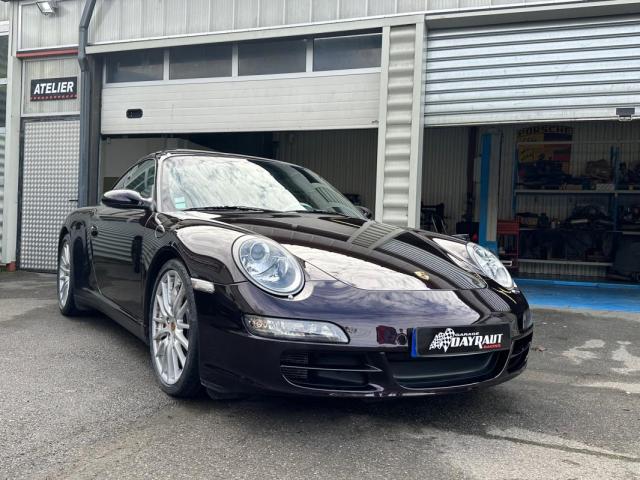 Porsche 911 image 2