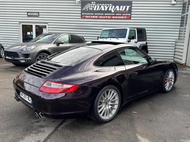 Porsche 911 image 1