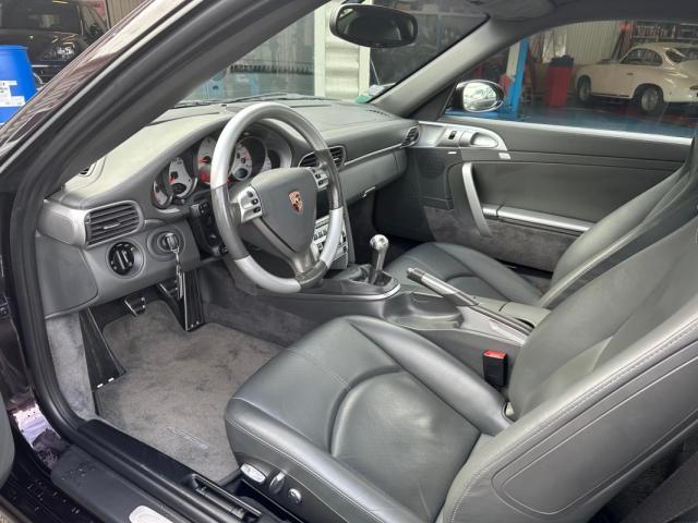 Porsche 911 image 7