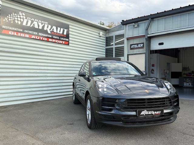 Porsche Macan image 1