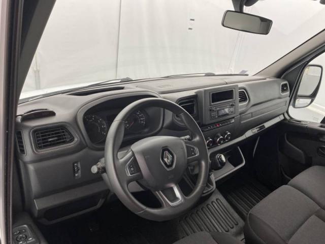 Renault Master image 8