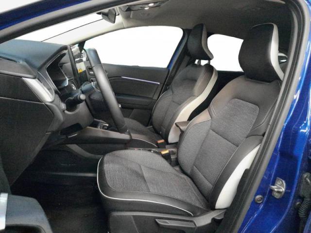 Renault Captur image 9