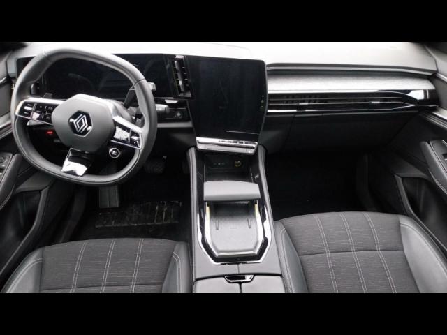 Renault Austral image 8