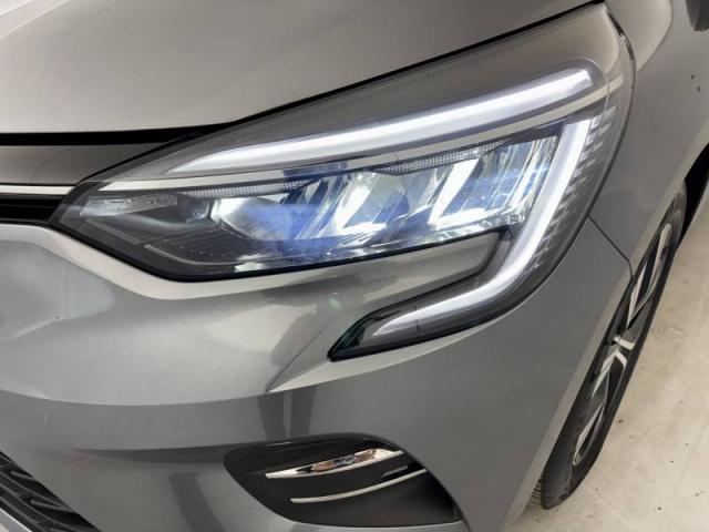 Renault Clio image 9