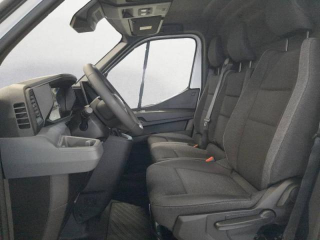 Renault Master image 8