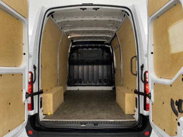 Renault Master image 6