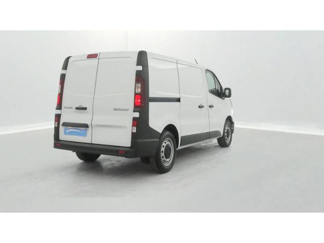 Renault Trafic image 7
