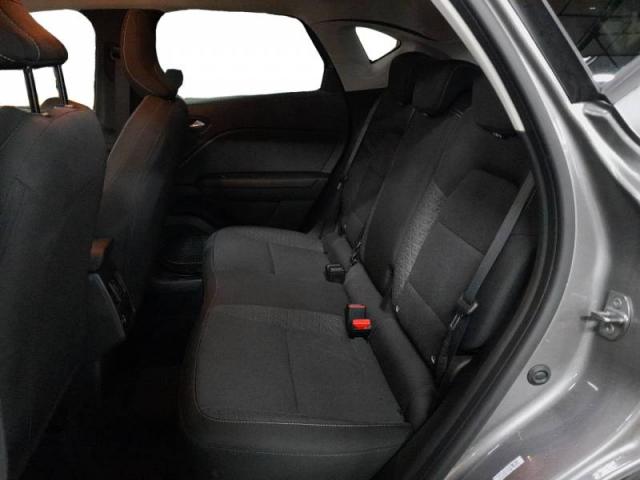 Renault Captur image 6
