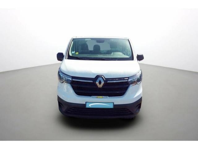 Renault Trafic image 2