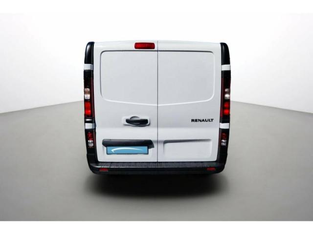 Renault Trafic image 1
