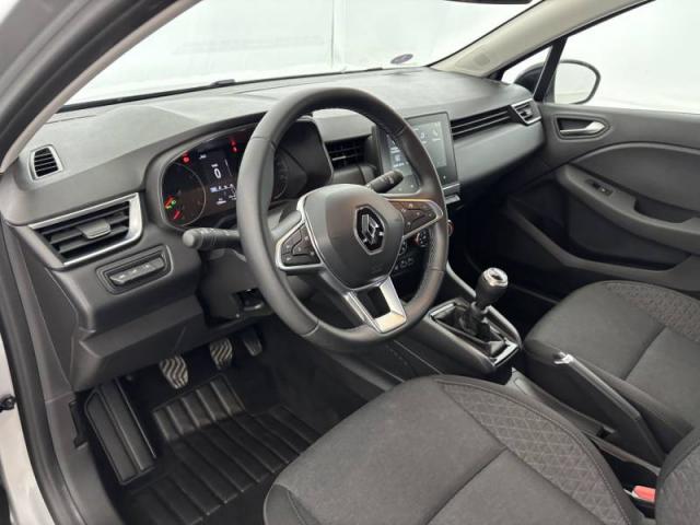 Renault Clio image 6