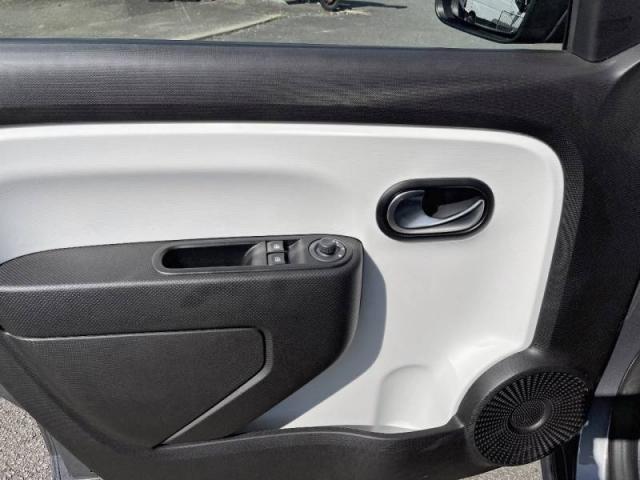 Renault Twingo image 4