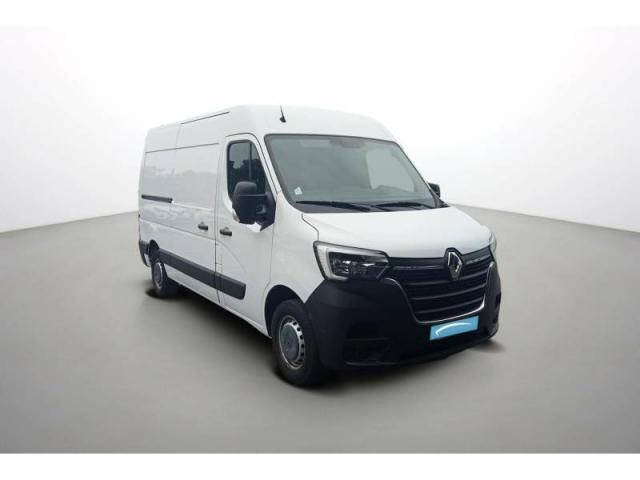 Renault Master image 2
