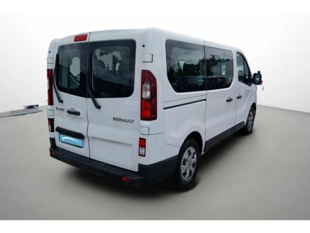 Renault Trafic image 2