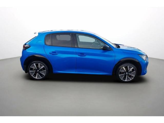 Peugeot 208 image 8