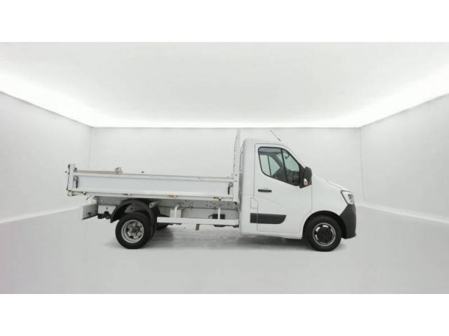 Renault Master image 1