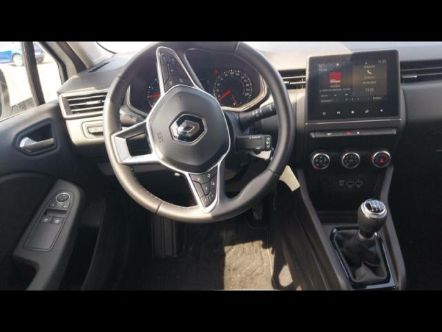 Renault Clio image 6