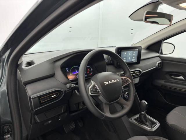 Dacia Jogger image 1