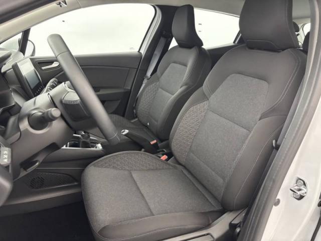 Renault Clio image 9