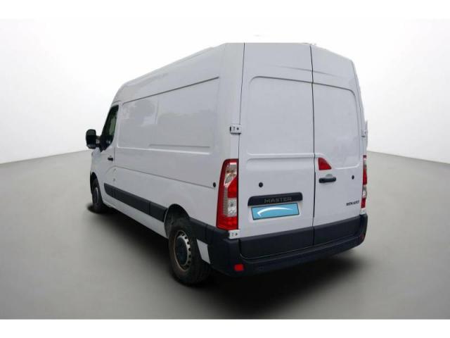 Renault Master image 2