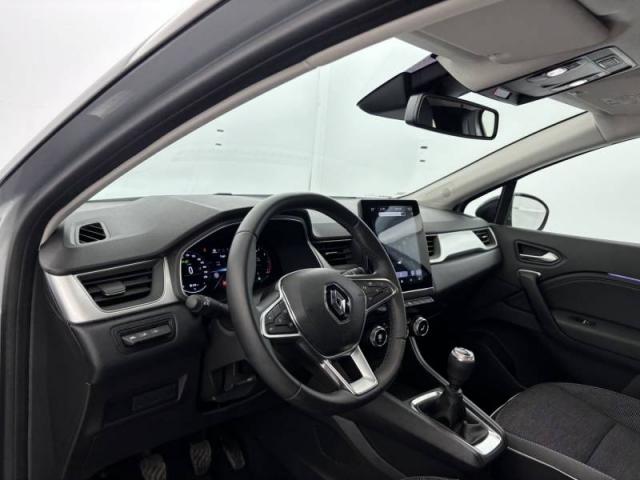 Renault Captur image 2