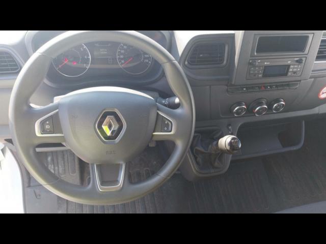 Renault Master image 1