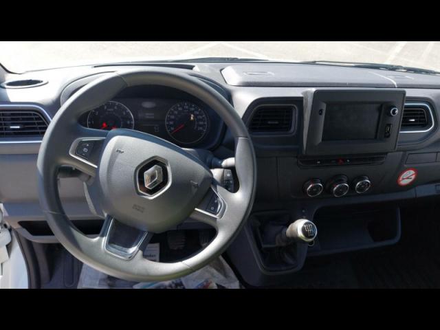 Renault Master image 4