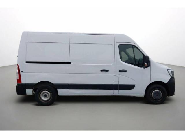 Renault Master image 1