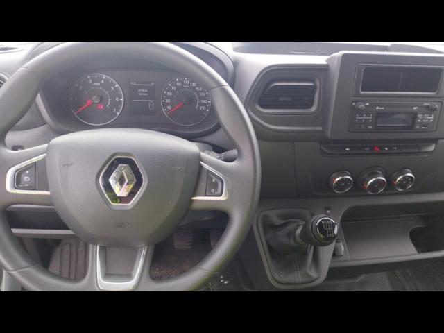 Renault Master image 3