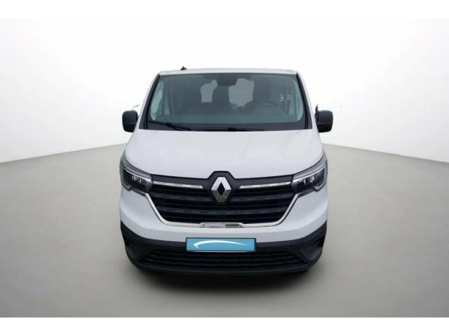 Renault Trafic image 2