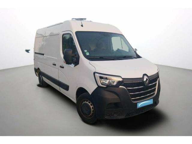 Renault Master image 2