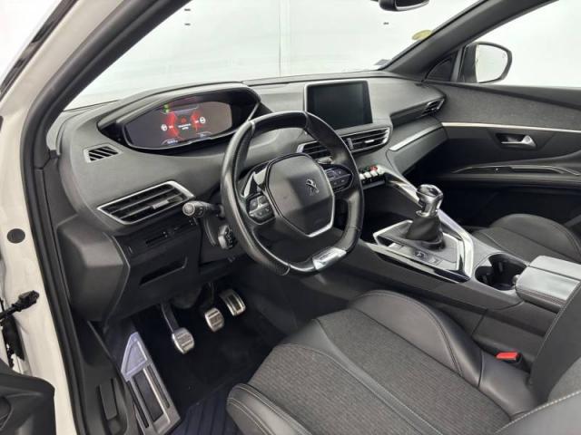 Peugeot 3008 image 1