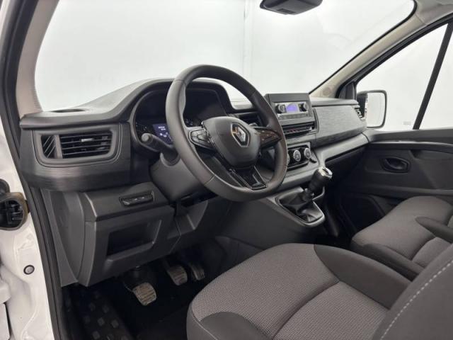Renault Trafic image 6