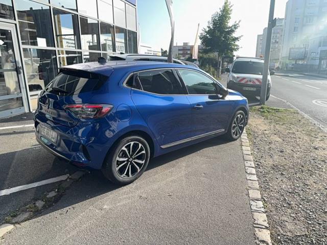 Renault Clio image 8