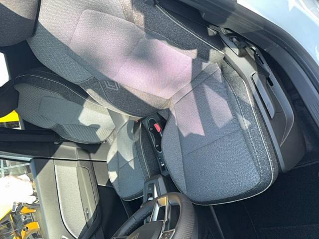 Renault Captur image 1