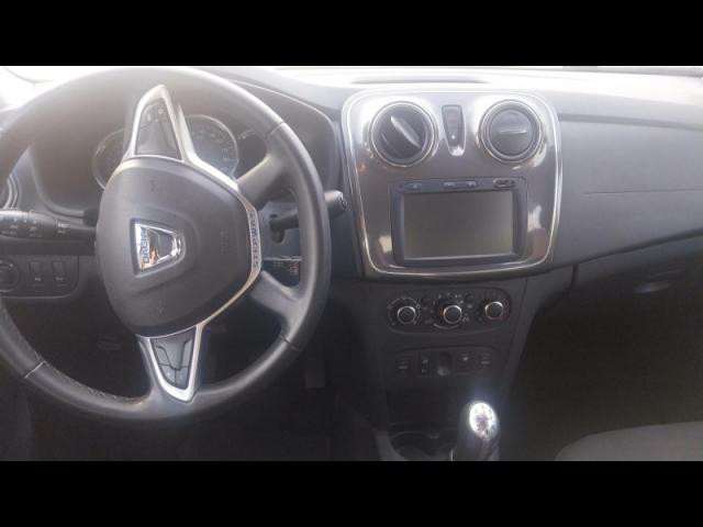 Dacia Sandero image 2