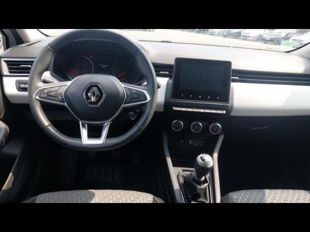 Renault Clio image 8