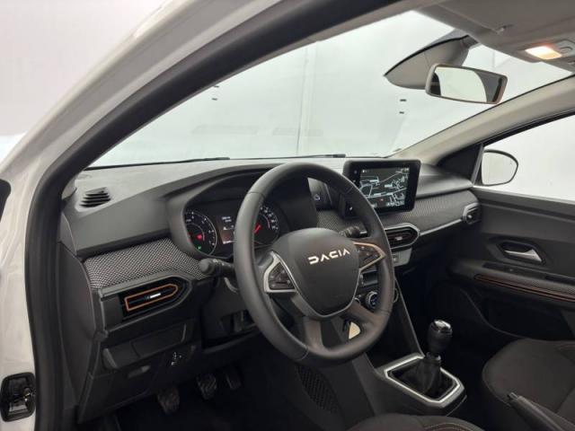 Dacia Sandero image 1