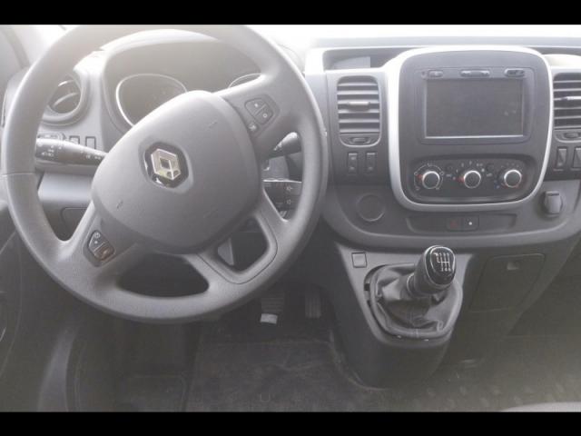 Renault Trafic image 8