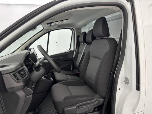 Renault Trafic image 7