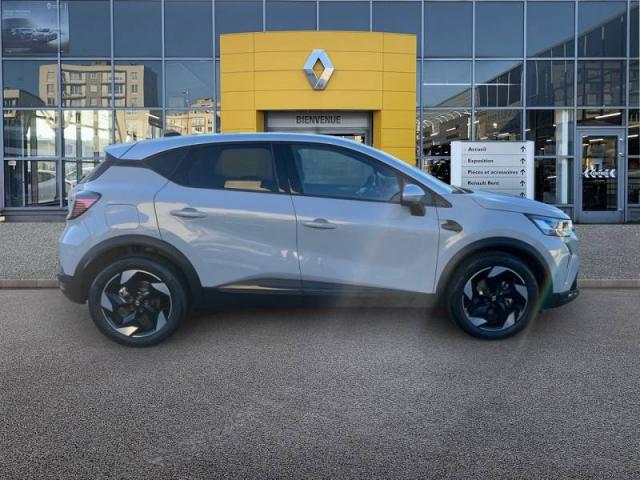 Renault Captur image 2